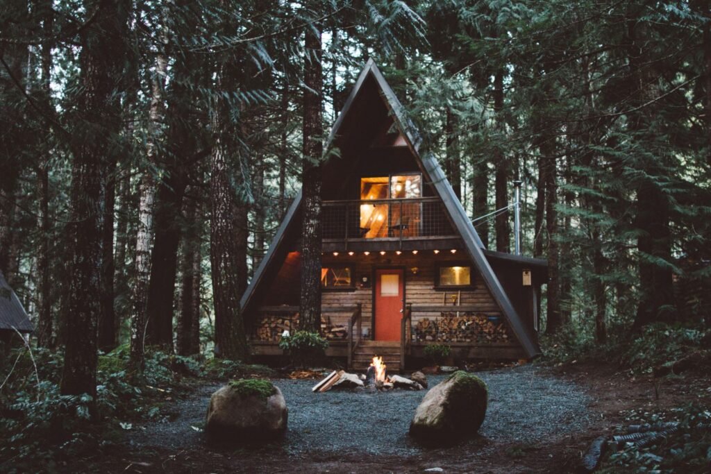 03_AIRBNB_THELITTLEOWLCABIN-1344766413